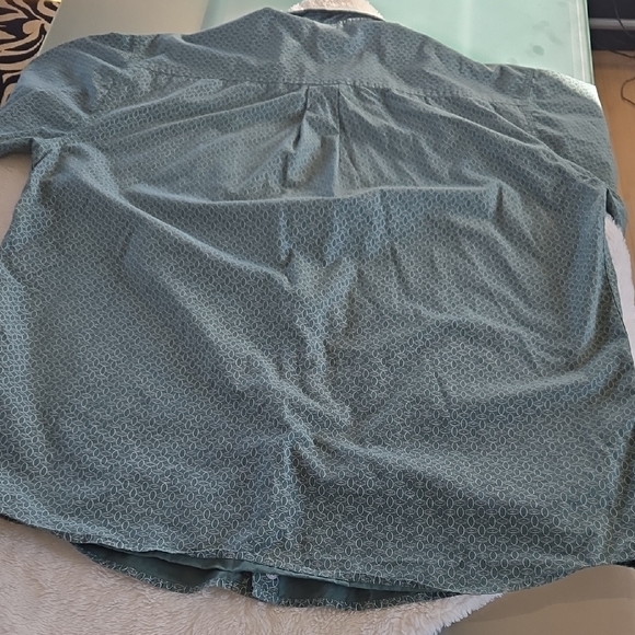 Cinch Teal Patterned Button Down Shirt - Picture 8 of 12